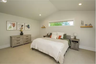 9240 SW 52nd Ave, Portland, OR 97219 - Photo 22