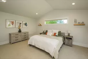 9240 SW 52nd Ave, Portland, OR 97219 - Photo 22