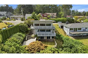 451 Simpson Ave, North Bend, OR 97459 - Photo 2