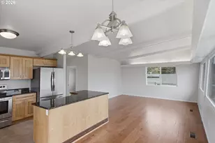 451 Simpson Ave, North Bend, OR 97459 - Photo 8