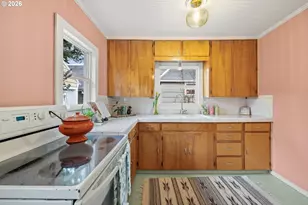 1928 NE 63rd Ave, Portland, OR 97213 - Photo 16