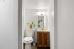 1928 NE 63rd Ave, Portland, OR 97213 - Photo 22