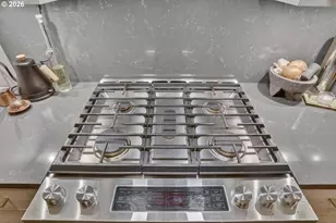 1133 NW 11th Ave, Portland, OR 97209 - Photo 10