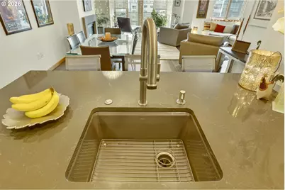 1133 NW 11th Ave #413, Portland, OR 97209 - Photo 10