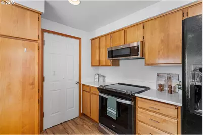 110 NW 95th Cir, Vancouver, WA 98665 - Photo 12