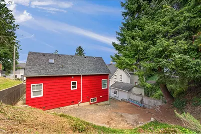 333 Commercial St, Astoria, OR 97103 - Photo 30