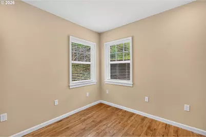 333 Commercial St, Astoria, OR 97103 - Photo 14