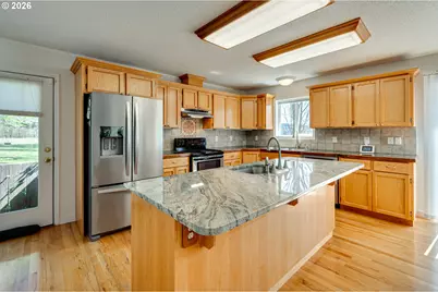 185 Coronet Dr, Ariel, WA 98603 - Photo 4