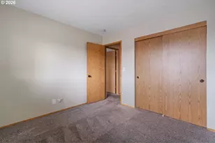 12506 SE Stark St, Portland, OR 97233 - Photo 24