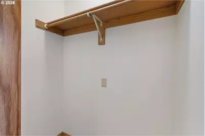 12506 SE Stark St #D, Portland, OR 97233 - Photo 20