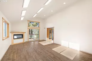 76154 Coho Ln, Oakridge, OR 97463 - Photo 18