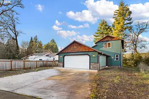 76154 Coho Ln, Oakridge, OR 97463 - Photo 2