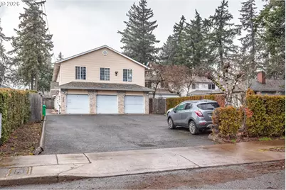 2431 SE 141st Ave, Portland, OR 97233 - Photo 4