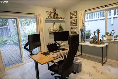 1960 W 25th Ave, Eugene, OR 97405 - Photo 8