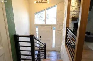 1960 W 25th Ave, Eugene, OR 97405 - Photo 4