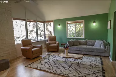 1960 W 25th Ave, Eugene, OR 97405 - Photo 2