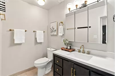 1960 W 25th Ave, Eugene, OR 97405 - Photo 22