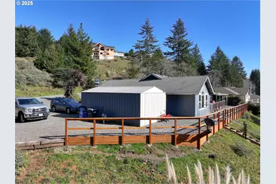 838 Marina Heights Rd, Brookings, OR 97415 - Photo 12