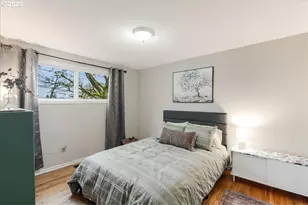 6935 SW Taylors Ferry Rd, Portland, OR 97223 - Photo 20