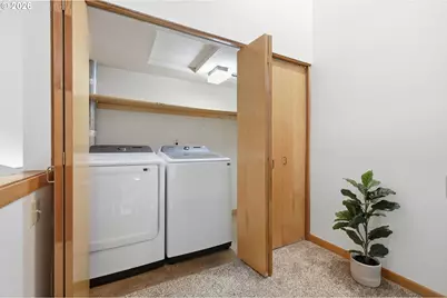 4650 Old Dillard Rd, Eugene, OR 97405 - Photo 32