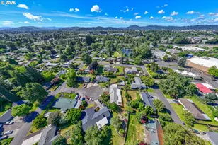 250 Rose Ct, Eugene, OR 97401 - Photo 34