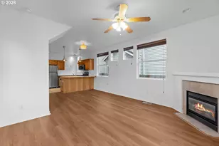 8740 N Drummond Ave, Portland, OR 97217 - Photo 10