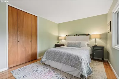 1322 SW Maplecrest Dr, Portland, OR 97219 - Photo 32