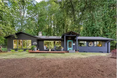 1322 SW Maplecrest Dr, Portland, OR 97219 - Photo 2
