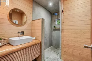 1322 SW Maplecrest Dr, Portland, OR 97219 - Photo 34
