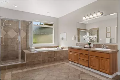 10641 SW Edgewood Ct, Wilsonville, OR 97070 - Photo 16