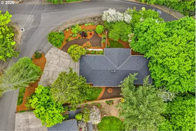 600 SW Viewmont Dr, Portland, OR 97225 - Photo 2