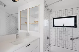 4566 NE Cesar E Chavez Blvd, Portland, OR 97211 - Photo 24