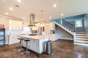 10305 Leonard Ln, Island City, OR 97850 - Photo 6