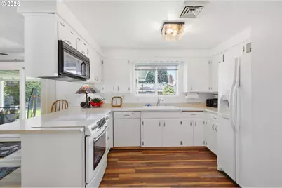 1000 Saville Ave, Eugene, OR 97404 - Photo 30