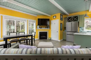 1858 SW Coast Ave, Lincoln City, OR 97367 - Photo 4