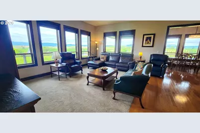 18700 NW Adcock Rd, Yamhill, OR 97148 - Photo 6