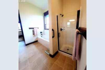 18700 NW Adcock Rd, Yamhill, OR 97148 - Photo 14