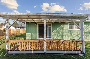 395 Stark St N, Salem, OR 97303 - Photo 26