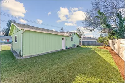 395 Stark St N, Salem, OR 97303 - Photo 28