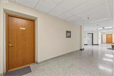 2365 4th St #201, Baker City, OR 97814 - Photo 2