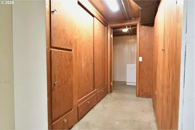 12509 NE Beech St, Portland, OR 97230 - Photo 36
