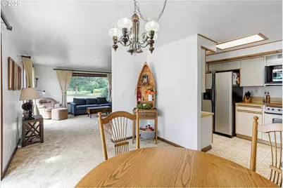 1148 Karen Way, Salem, OR 97304 - Photo 12