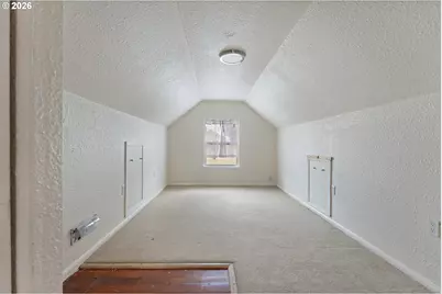 1305 NE Jarrett St, Portland, OR 97211 - Photo 22