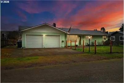 247 Cedar St, Lyons, OR 97358 - Photo 2
