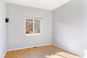 780 Henderson Rd, Hood River, OR 97031 - Photo 18