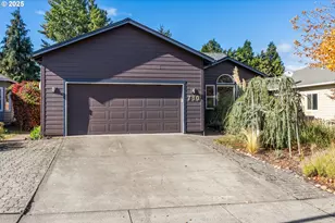 780 Henderson Rd, Hood River, OR 97031 - Photo 2