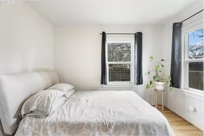 6362 N Commercial Ave, Portland, OR 97217 - Photo 20