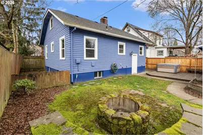 6362 N Commercial Ave, Portland, OR 97217 - Photo 36