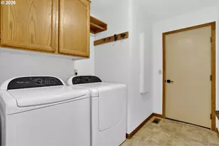 2750 NE Elliott Ave, Gresham, OR 97030 - Photo 36
