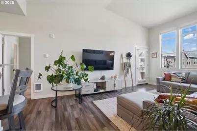 16322 NW Chadwick Way #303, Portland, OR 97229 - Photo 10